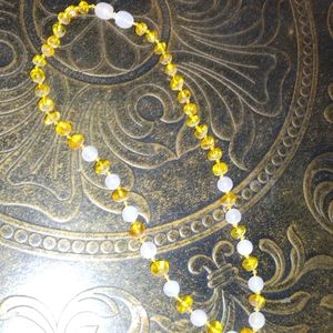 Screw together teething necklace